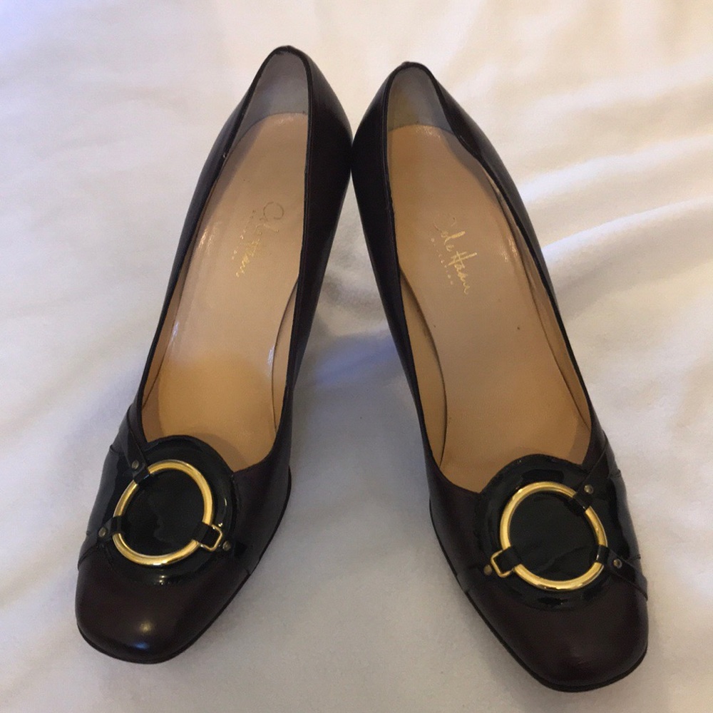 Cole Haan burgundy with gold detail  leather pumps